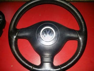 Volan trokraki za Volkswagen Golf 4