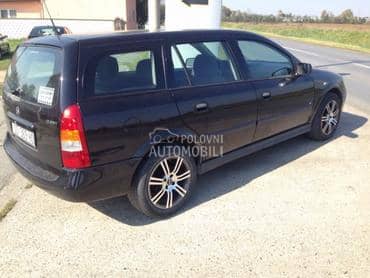 Delovi za Opel Astra G