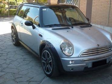 Mini One - kompletan auto u delovima