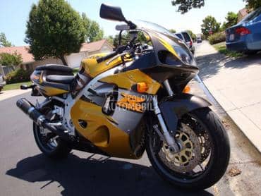 SUZUKI GSXR 750 SRAD DELO