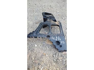 Desni nosac branika za BMW X6