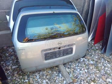 Staklo gepek vrata za Opel Astra G od 1998. do 2005. god.