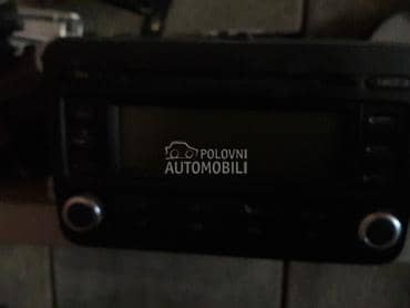 Radio cd za Volkswagen Golf 5