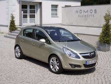 Opel Corsa D -  kompletan auto u delovima