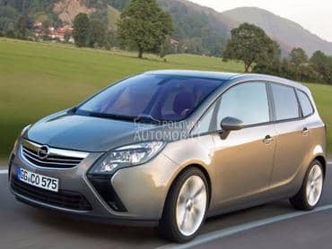 Opel Zafira -  kompletan auto u delovima