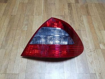 Stop svetlo za Mercedes Benz E 200, E 220, E 230 ... od 2006. do 2009. god.