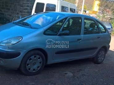 Citroen Xsara Pikaso - kompletan auto u delovima