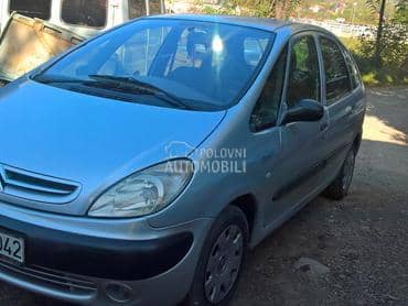 Farovi i stopovi za Citroen Xsara Picasso za 2001. god.