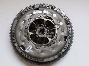 Volkswagen T5 2.0 TDI zamajac