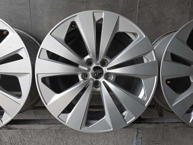 Aluminijumske felne audi original 19" 5 x 112