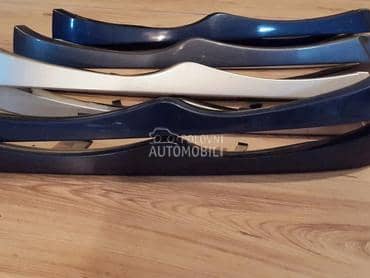 Lajsne ispod farova za BMW 315, 316, 318 ...