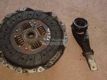 Set kvacila za Nissan Terrano