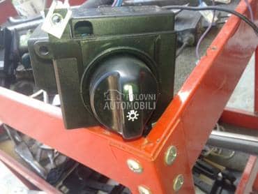 Prekidac svetala za Mercedes Benz A 140, A 150, A 160 ... od 1997. do 2004. god.