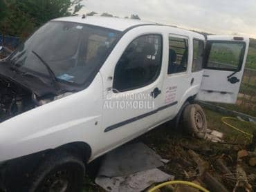 Fiat Doblo 2002. god. - kompletan auto u delovima
