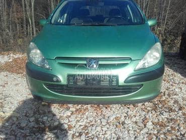 Peugeot 307 - kompletan auto u delovima