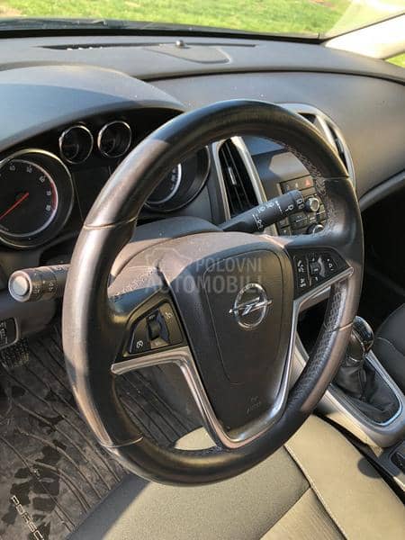 Opel Astra J 1.6 Opel Astra J 1.6