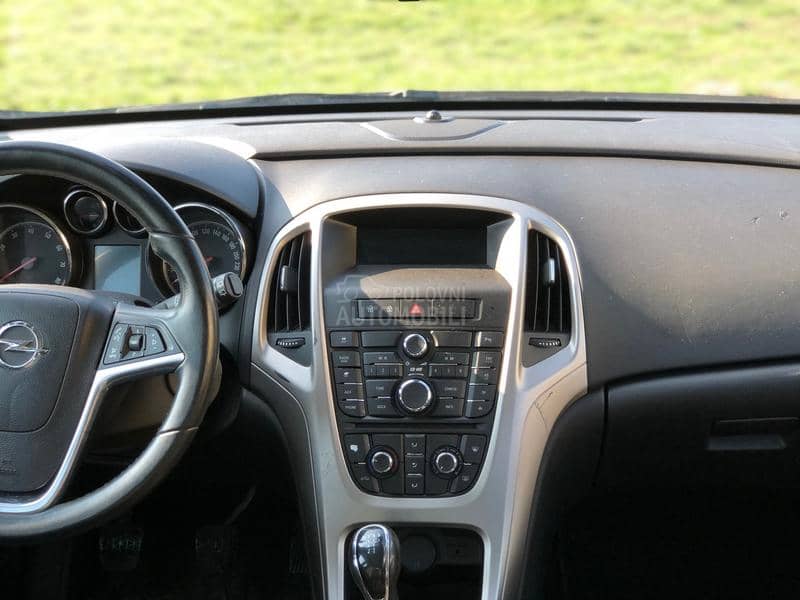 Opel Astra J 1.6 Opel Astra J 1.6