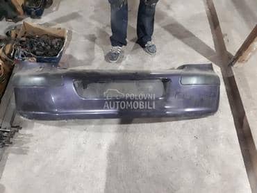 Zadnji branik za Peugeot 307 od 2001. do 2005. god.