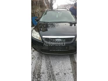 Ford Focus - kompletan auto u delovima