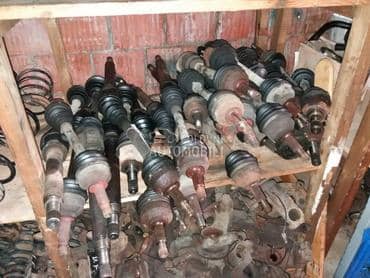 Poluosovina za Ford Focus od 1998. do 2004. god.