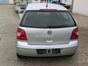 Zadnja sofersajbna za Volkswagen Polo od 2002. do 2005. god.