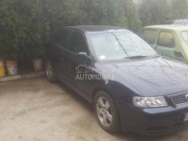 Audi A3 - kompletan auto u delovima
