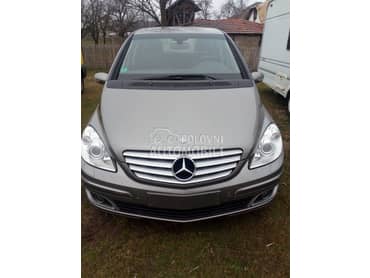 komplet auto u delovima za 2007. god.