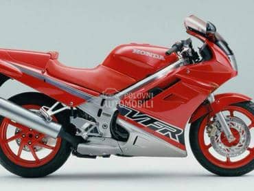 Honda VFR 750 93