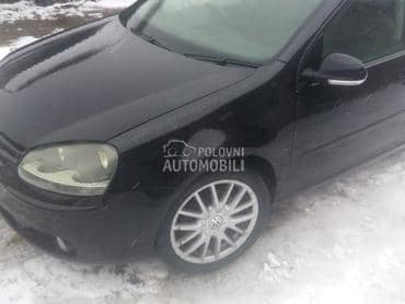 Volkswagen Golf 5 2006. god. - kompletan auto u delovima