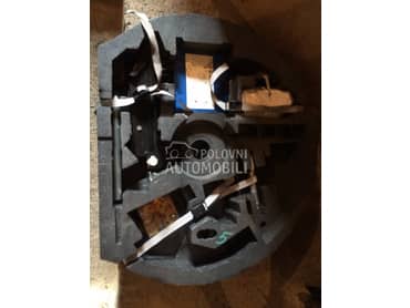 Set za krpljenje guma za Volkswagen Golf 5