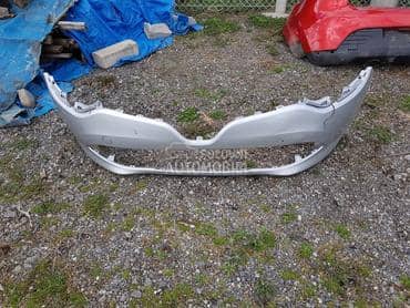 Prednji branik za Renault Clio