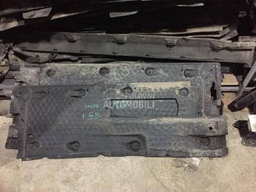 Zastita ispod patosa za Volkswagen Golf 5, Passat B6