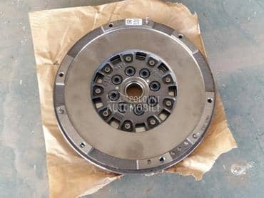 Nov zamajac za Opel Zafira