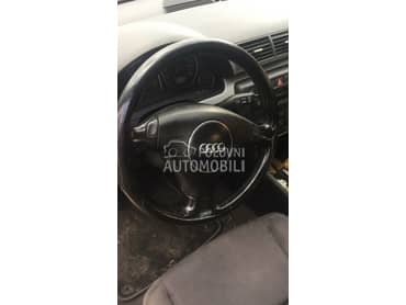 Trokraki volan za Audi A4