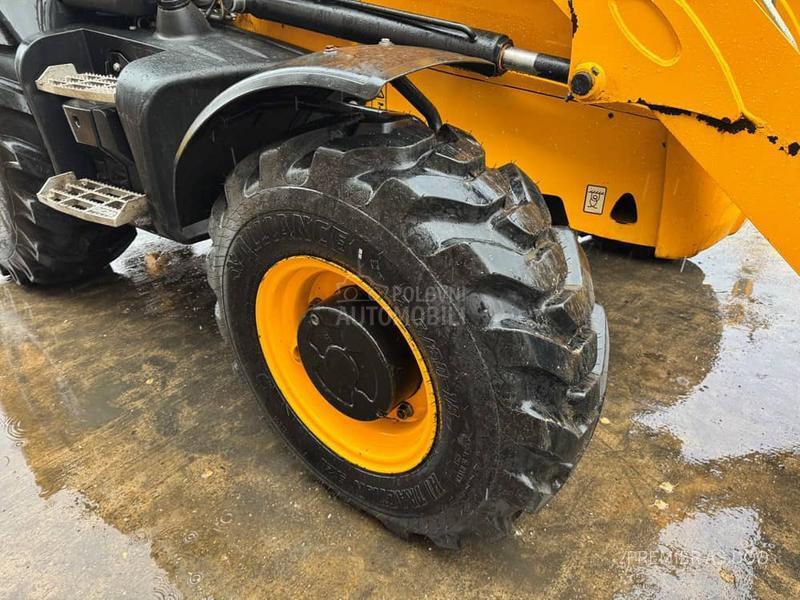 JCB 3CX PLUS