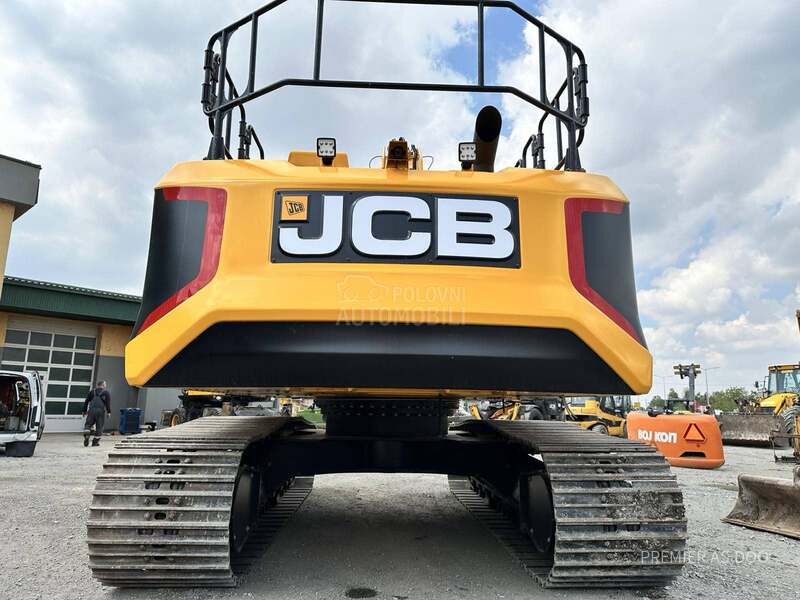 JCB 220X LC