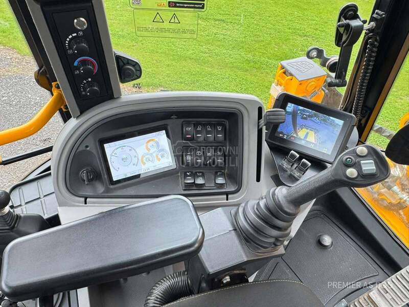 JCB 4CX PRO DUAL DRIVE