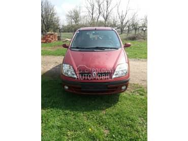 Renault Scenic 2002. god. - kompletan auto u delovima