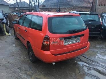 Ford Focus Delovi