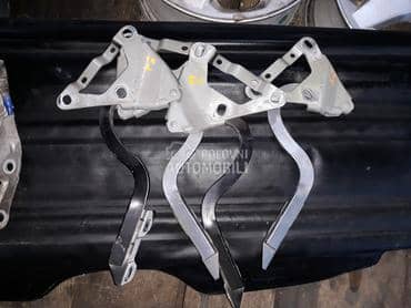 Makaze haube za Opel Corsa C