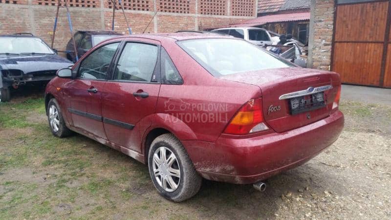 Ford Focus Delovi