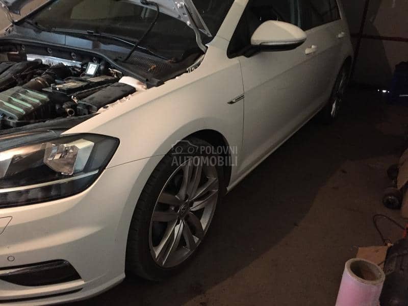 VW Golf 7 FACELIFT delovi