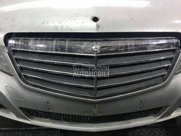 Maska za Mercedes Benz E 200, E 220, E 230 ...