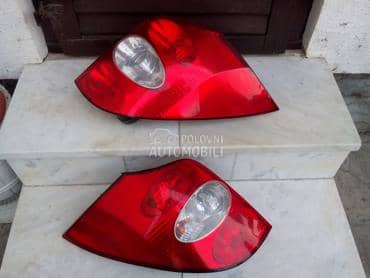 Stop svetla za Renault Laguna