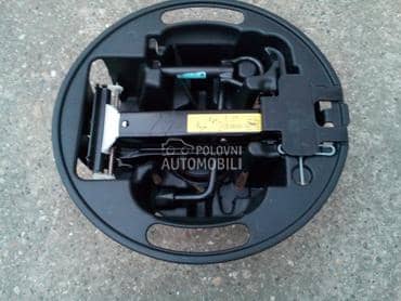 Set za rezervni tocak za Renault Laguna