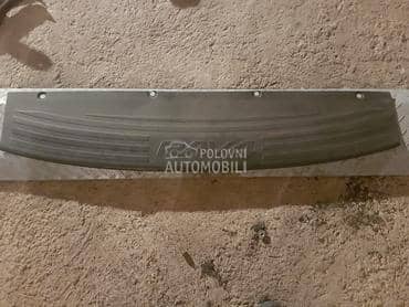 Spoljasnji prag gepeka za Toyota RAV 4 od 2006. do 2013. god.