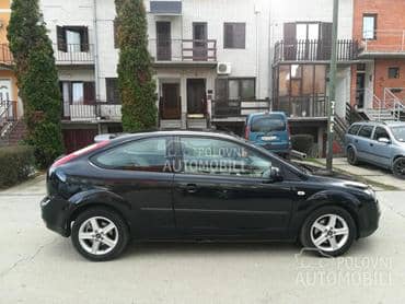 Ford Focus - kompletan auto u delovima