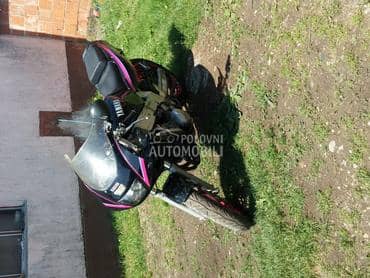 yamaha fzr600 fzr 600 delovi