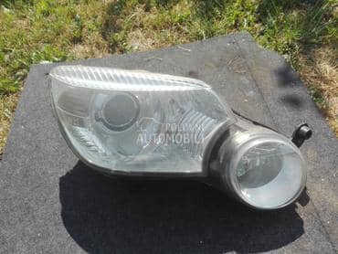 Desni far xenon za Škoda Yeti od 2009. do 2017. god.