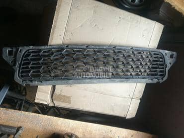 Maska na braniku za Dacia Duster